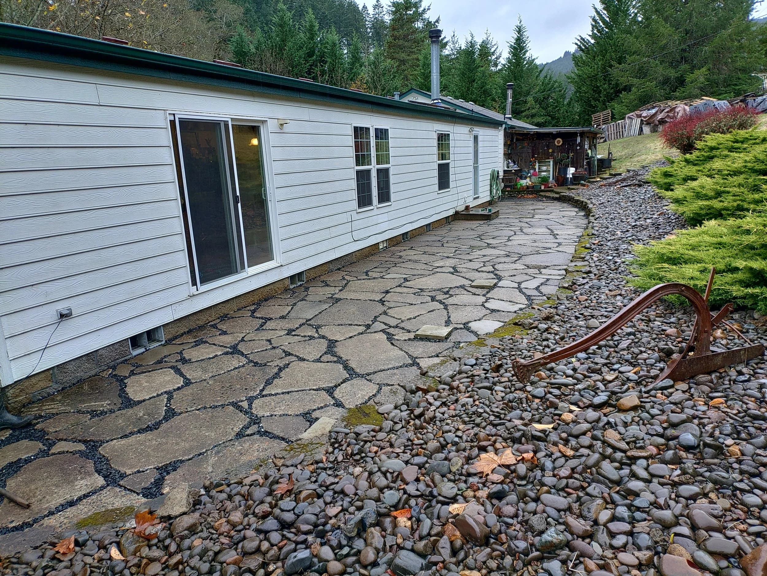 Recycled Concrete Flagstone Patio
